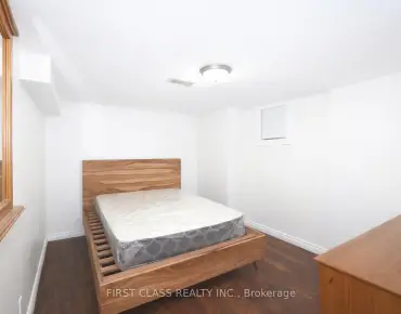 
10 Anticosti Dr Bendale, Toronto 3 beds 3 baths  garage $849.9K