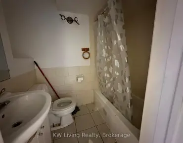 672 Pleasant St Bay Ridges, Pickering 4 beds 2 baths 1 garage $899.9K