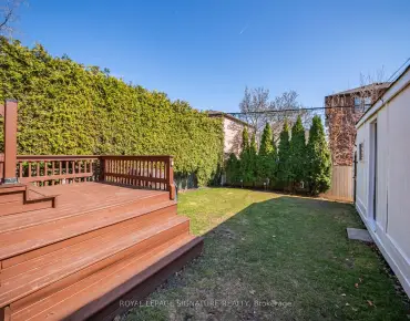 57 Forest Grove Dr <a href='https://luckyalan.com/community_CN.php?community=Toronto:Bayview Village'>Bayview Village, Toronto</a> 3 beds 3 baths 2 garage $2.625M