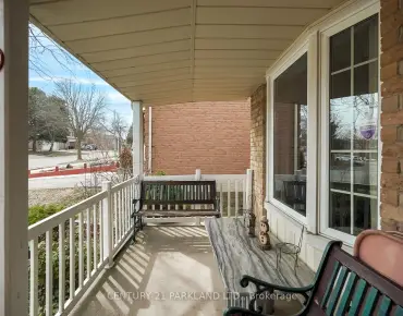 55 Cleta Dr Kennedy Park, Toronto 1 beds 2 baths 1 garage $829K