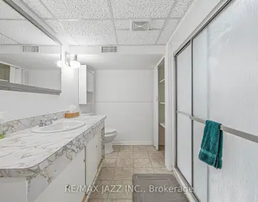 1367 Garvolin Ave Bay Ridges, Pickering 3 beds 2 baths  garage $839.9K
