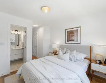 902 Woodbine Ave Woodbine Corridor, Toronto 3 beds 3 baths  garage $999.9K