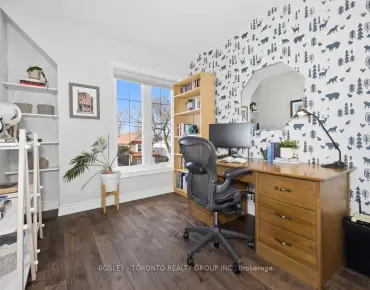 51B Burnaby Blvd <a href='https://luckyalan.com/community_CN.php?community=Toronto:Yonge-Eglinton'>Yonge-Eglinton, Toronto</a> 3 beds 3 baths 1 garage $1.899M