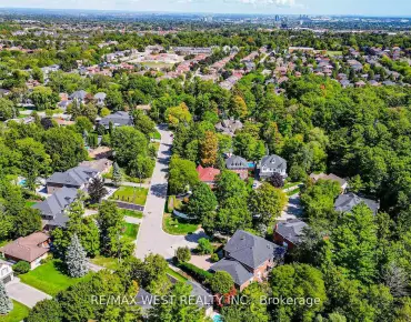 
81 Woodview Dr Rougemount, Pickering 5 beds 4 baths 3 garage $2.18M
