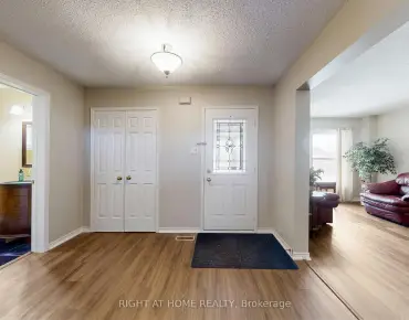 
531 Steeple Hill Woodlands, Pickering 5 beds 4 baths 2 garage $1.2M
