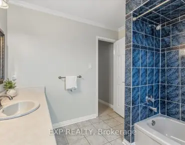 
1067 Maury Cres Liverpool, Pickering 4 beds 3 baths 2 garage $1.18M
