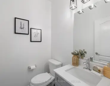 
1058 Clipper Ln Rural Pickering, Pickering 2 beds 3 baths 1 garage $699K
