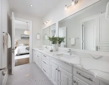 
16 Veery Pl <a href='https://luckyalan.com/community.php?community=Toronto:Banbury-Don Mills'>Banbury-Don Mills, Toronto</a> 3 beds 2 baths  garage $1.18M