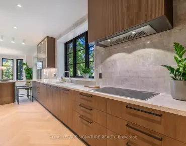 34 Bearbury Dr Markland Wood, Toronto 3 beds 3 baths 1 garage $1.849M