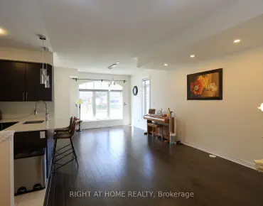 19 Clancy Dr <a href='https://luckyalan.com/community_CN.php?community=Toronto:Don Valley Village'>Don Valley Village, Toronto</a> 3 beds 3 baths 1 garage $999.999K