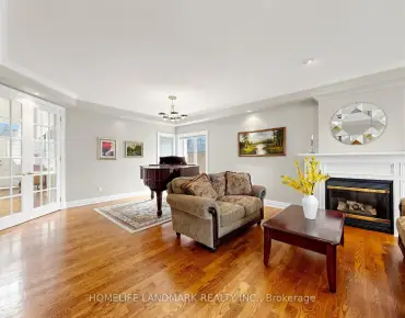 34 Tufton Cres <a href='https://luckyalan.com/community_CN.php?community=Toronto:Victoria Village'>Victoria Village, Toronto</a> 3 beds 2 baths 1 garage $1.25M