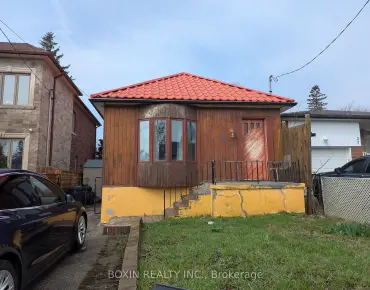 
33 Heavitree Dr Downsview-Roding-CFB, Toronto 3 beds 2 baths  garage $799.9K