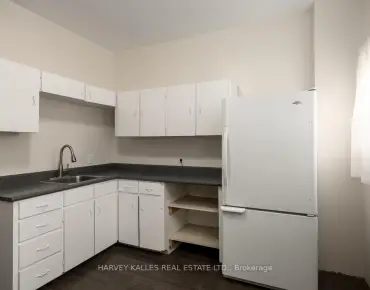 
50 Ashdale Ave Greenwood-Coxwell, Toronto 3 beds 1 baths  garage $899K
