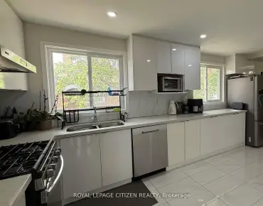 
55 Dalrymple Dr Rockcliffe-Smythe, Toronto 3 beds 1 baths 1 garage $849K