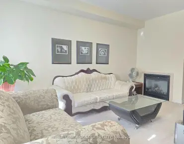 
1532 Elmsley Dr Duffin Heights, Pickering 3 beds 3 baths 1 garage $799K