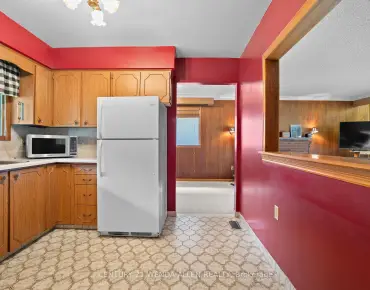 
Woodview  Highbush, Pickering 4 beds 4 baths 2 garage $1.375M