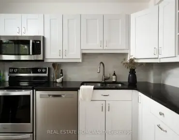 
394 Main St Woodbine-Lumsden, Toronto 3 beds 3 baths 2 garage $1.349M