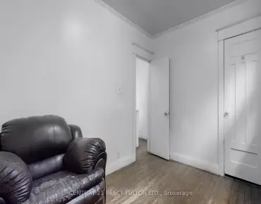 
111 Pleasant Ave <a href='https://luckyalan.com/community.php?community=Toronto:Newtonbrook West'>Newtonbrook West, Toronto</a> 5 beds 5 baths 2 garage $2.95M