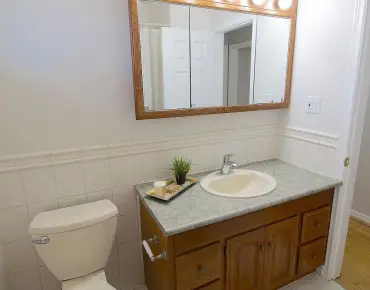 
4 Moorecroft Cres Ionview, Toronto 3 beds 3 baths  garage $899.9K