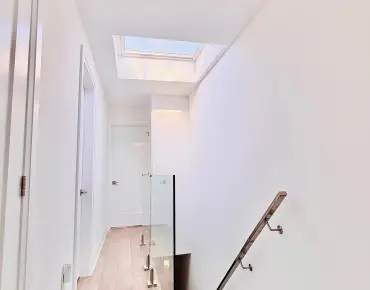 
51 Bowerbank Dr <a href='https://luckyalan.com/community.php?community=Toronto:Newtonbrook East'>Newtonbrook East, Toronto</a> 4 beds 5 baths 2 garage $2.35M
