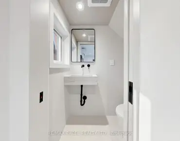 
253 Briar Hill Ave <a href='https://luckyalan.com/community.php?community=Toronto:Yonge-Eglinton'>Yonge-Eglinton, Toronto</a> 3 beds 2 baths 1 garage $1.698M