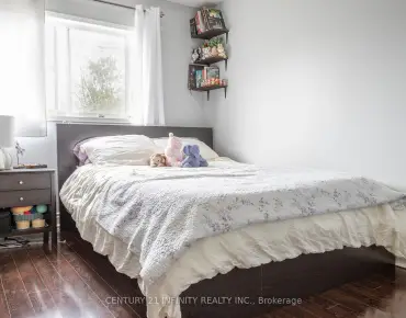 
Secord St Highbush, Pickering 3 beds 4 baths 2 garage $1.1M