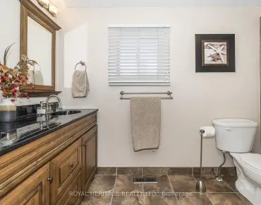 
Sheppard  Woodlands, Pickering 2 beds 2 baths 2 garage $1.298M