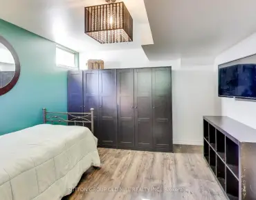 2 Chelway Rd Woburn, Toronto 4 beds 4 baths 1 garage $1.23M