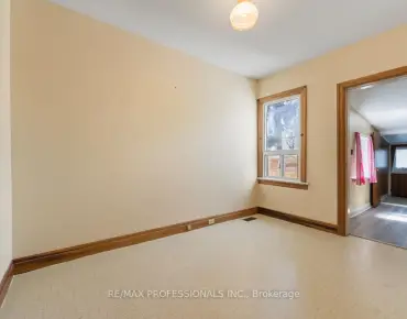 11 Mead Crt <a href='https://luckyalan.com/community.php?community=Toronto:St. Andrew-Windfields'>St. Andrew-Windfields, Toronto</a> 3 beds 5 baths 2 garage $4.65M