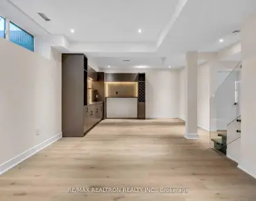 1185 Queen St E South Riverdale, Toronto 3 beds 3 baths 1 garage $999K