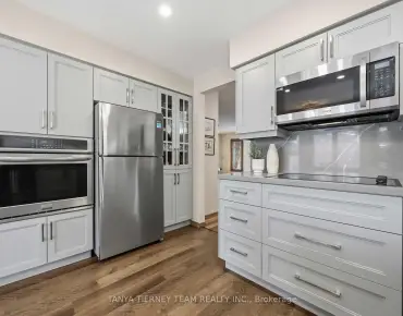 956 Bayshore Crt West Shore, Pickering 3 beds 3 baths 2 garage $1.25M