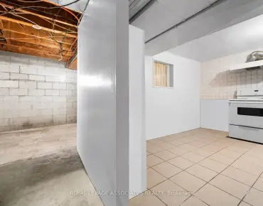 8 Crown Park Rd The Beaches, Toronto 4 beds 7 baths 2 garage $11.7M
