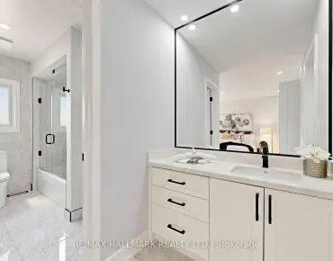 
1910 Glendale Dr Liverpool, Pickering 3 beds 2 baths 2 garage $1.3M