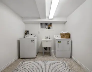 
55 Third St New Toronto, Toronto 3 beds 2 baths 1 garage $1.35M