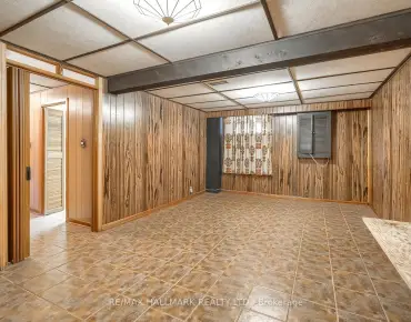 79 Gore Vale Ave Trinity-Bellwoods, Toronto 6 beds 4 baths garage $1.599M