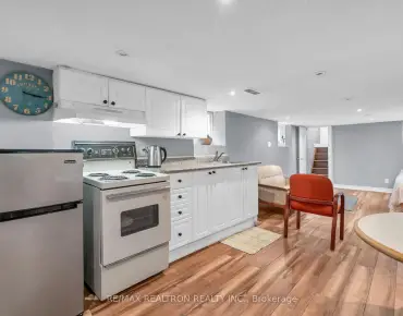 35 Manorglen Cres Agincourt South-Malvern West, Toronto 3 beds 3 baths 1 garage $1.149M
