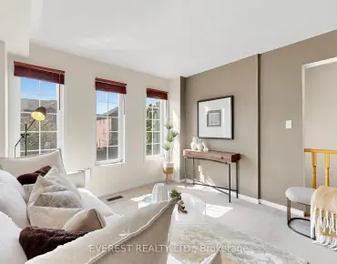
261 Patricia Ave <a href='https://luckyalan.com/community.php?community=Toronto:Newtonbrook West'>Newtonbrook West, Toronto</a> 4 beds 7 baths 2 garage $2.998M