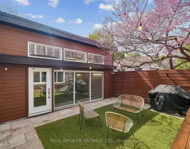 11 Mead Crt <a href='https://luckyalan.com/community.php?community=Toronto:St. Andrew-Windfields'>St. Andrew-Windfields, Toronto</a> 3 beds 5 baths 2 garage $4.65M