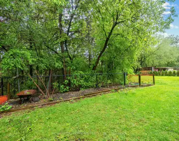 
Lilian  Wexford-Maryvale, Toronto 3 beds 2 baths  garage $999.99K