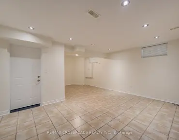 
9 Fairchild Ave <a href='https://luckyalan.com/community.php?community=Toronto:Newtonbrook West'>Newtonbrook West, Toronto</a> 3 beds 5 baths 2 garage $1.6M