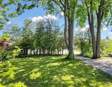 
Sundown  Woodlands, Pickering 4 beds 3 baths 2 garage $1.25M