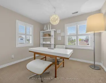 16 Dunboyne Crt <a href='https://luckyalan.com/community.php?community=Toronto:Westminster-Branson'>Westminster-Branson, Toronto</a> 3 beds 3 baths garage $799K