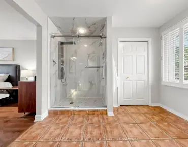 
18 Heathcote Ave <a href='https://luckyalan.com/community.php?community=Toronto:St. Andrew-Windfields'>St. Andrew-Windfields, Toronto</a> 5 beds 8 baths 3 garage $5.98M