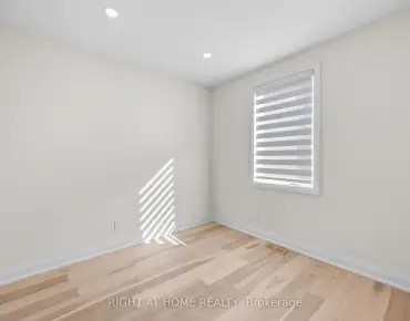 
15 Strathallan Blvd <a href='https://luckyalan.com/community.php?community=Toronto:Lawrence Park South'>Lawrence Park South, Toronto</a> 4 beds 6 baths 1 garage $3.165M