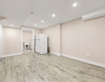 
87 Craiglee Dr Birchcliffe-Cliffside, Toronto 2 beds 2 baths  garage $769.9K