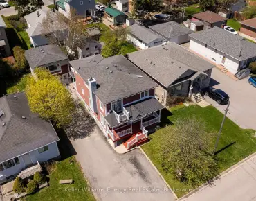 956 Bayshore Crt West Shore, Pickering 3 beds 3 baths 2 garage $1.25M