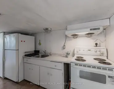 210 Horsham Ave <a href='https://luckyalan.com/community_CN.php?community=Toronto:Willowdale West'>Willowdale West, Toronto</a> 4 beds 5 baths 1 garage $2.538M