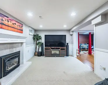 501 Sundown Cres Woodlands, Pickering 4 beds 3 baths 2 garage $1.25M
