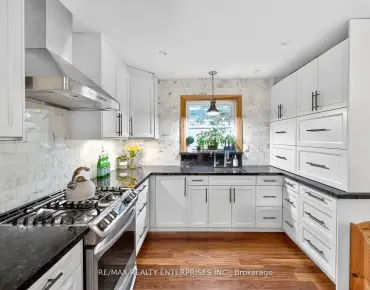 11 Kinnie Crt Black Creek, Toronto 3 beds 2 baths 2 garage $1.1M