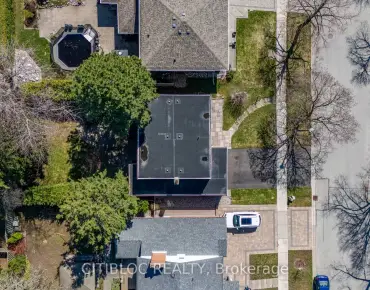 
527 Glengarry Ave <a href='https://luckyalan.com/community.php?community=Toronto:Bedford Park-Nortown'>Bedford Park-Nortown, Toronto</a> 6 beds 6 baths  garage $2.2M